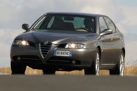 Alfa romeo 166