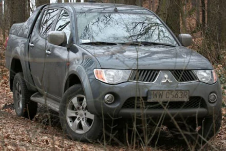  Mitsubishi L200