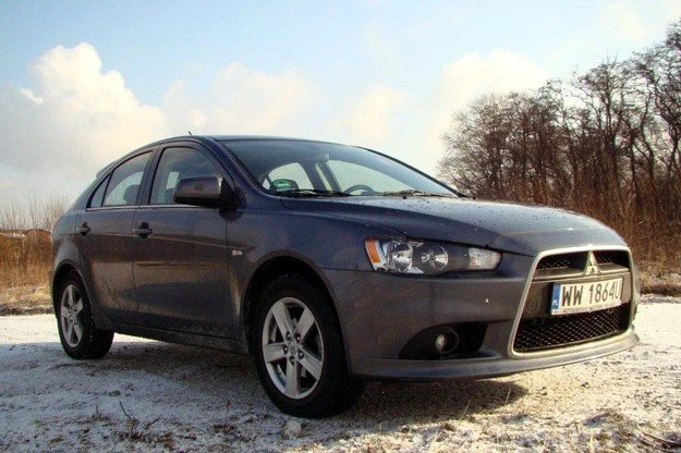 Mitsubishi lancer