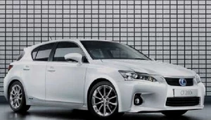 Lexus CT200h