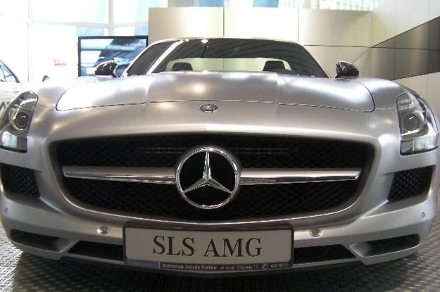 Mercedes SLS