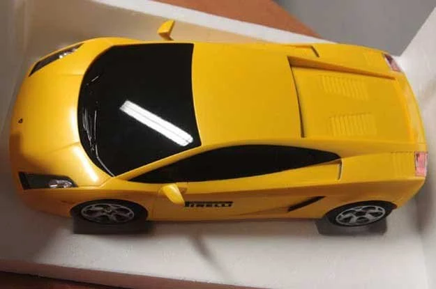 Marta wygrała sterowany radiem model (w skali 1:16)  lamborghini gallaro