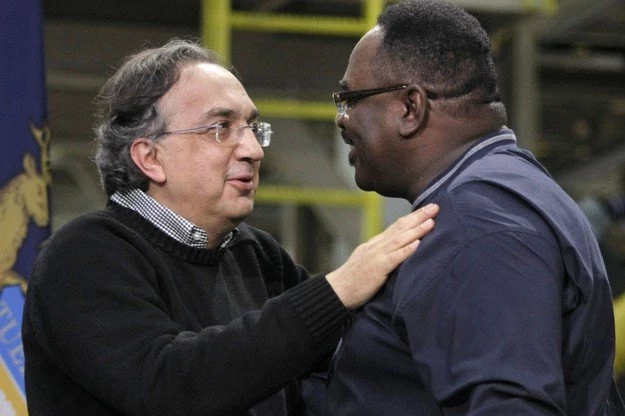 Marchionne z jednym z szefów UAW