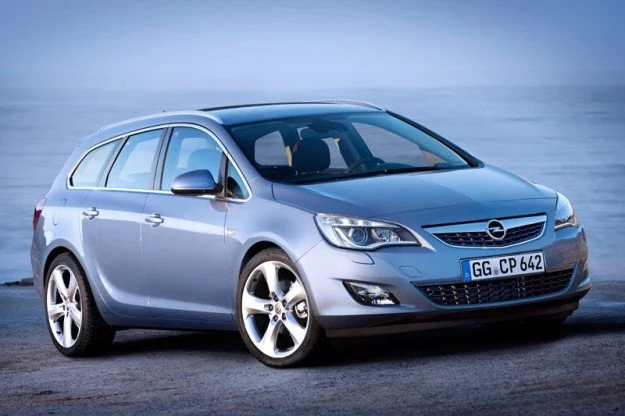 Opel astra sport tourer