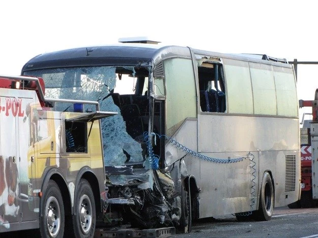 Na miejscu zginął kierowca autokaru