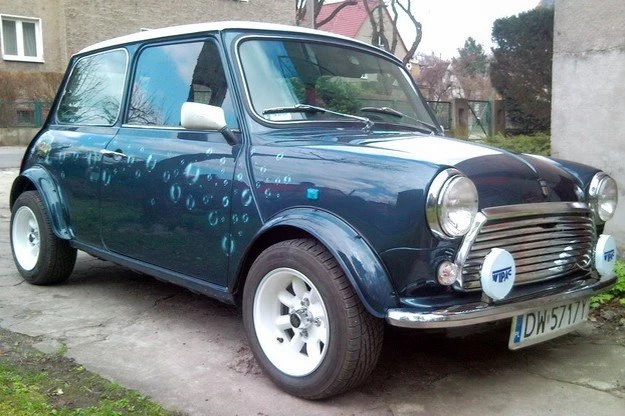 Mini