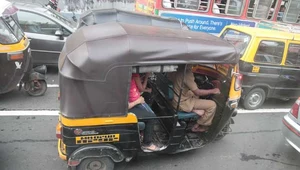 Autobusem na bosaka!