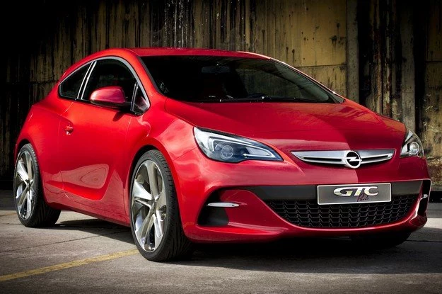 Opel astra GTC paris