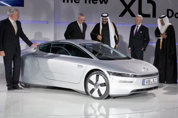 Światowa premiera volkswagena XL1 w Katarze