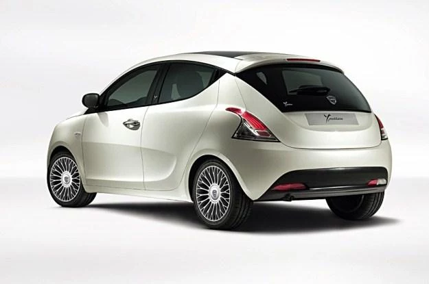 Lancia ypsilon