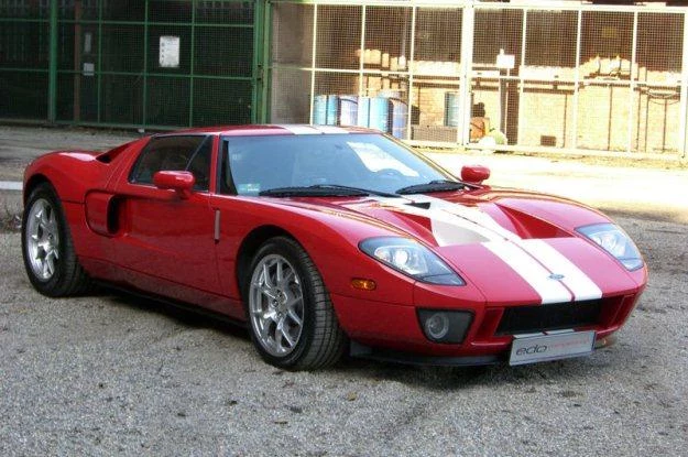 Ford GT