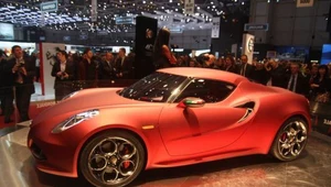 Alfa romeo 4C concept: tylny napęd i 200 KM!