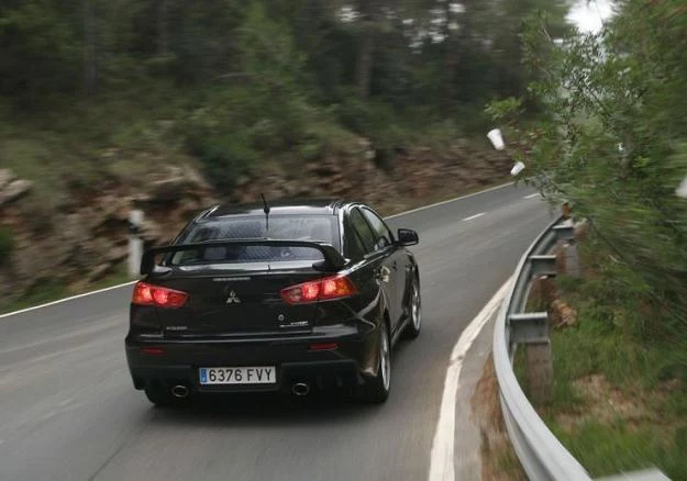 Mitsubishi lancer evo X