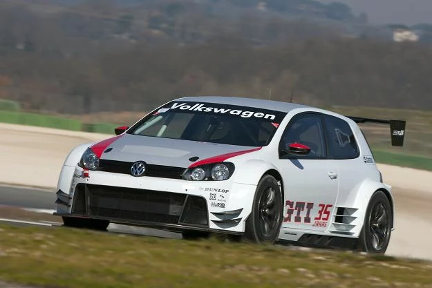 VW golf24