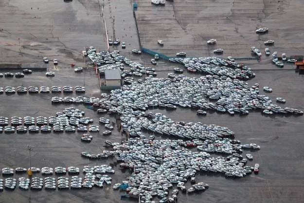 Nissany i infiniti po fali, ale przed pożarem