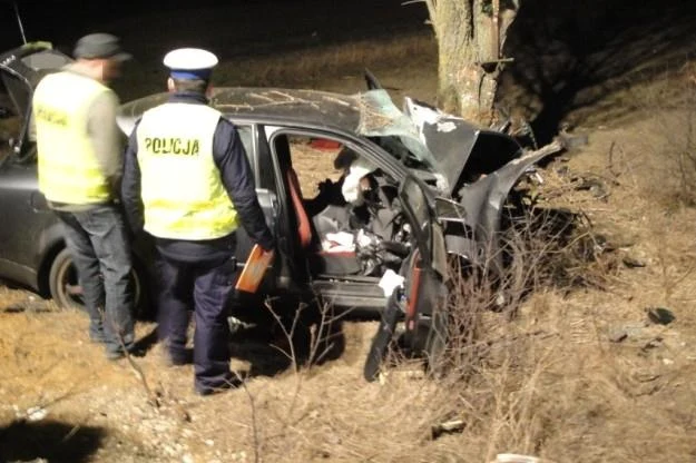 W wypadku zginęły 3 osoby W wypadku zginęły 3 osoby