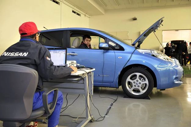 Nissan leaf ma problem z zapalaniem