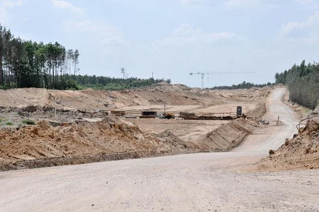 Cisza na placu budowy autostrady A2 / Fot. Łukasz Szeląg