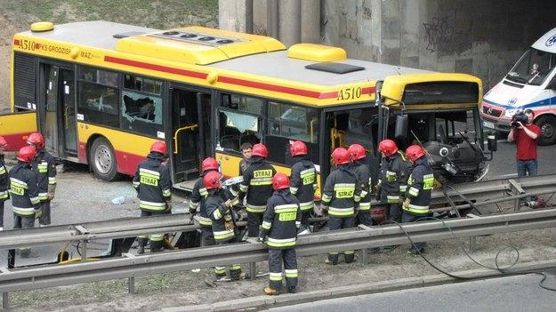 Autobus jechał 80 km/h