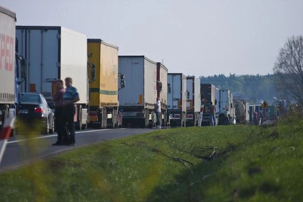 Nowy system opłat obejmie m.in. samochody ciężarowe / Fot: Mikołaj Zacharow