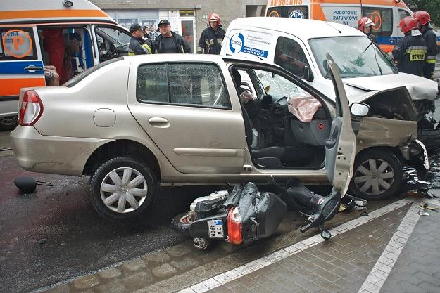 Wypadek? Przede wszystkim wezwij pomoc!