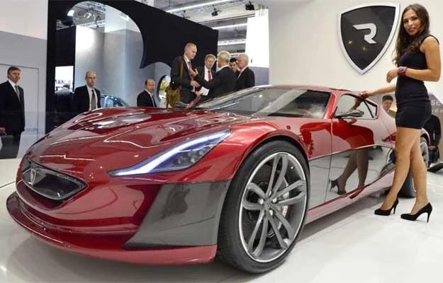 Rimac concept one na salonie samochodowym we Frankfurcie nad Menem