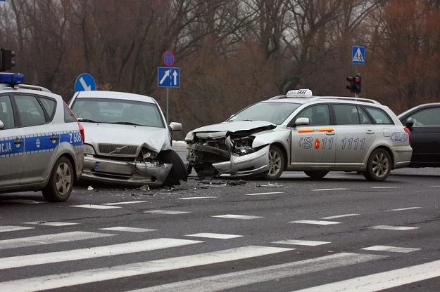 Ubezpieczenie to ważna sprawa. Ale nie warto przepłacać / Fot: Dariusz Borowicz