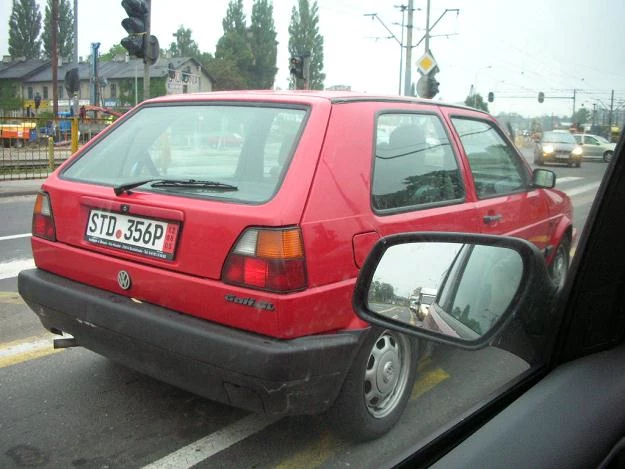 Ewa sprowadziła golfa z Niemiec. Jest zadowolona ze swojego nowego auta. Czy to także "złom"?