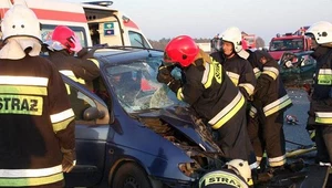 Polacy nie dbają o bezpieczeństwo na drogach