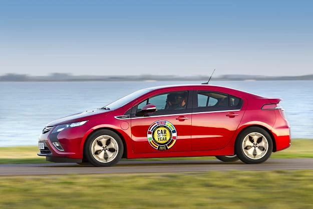 Opel ampera Car of the Year 2012