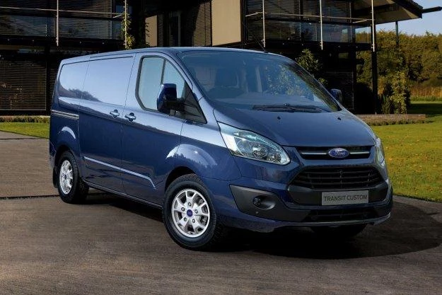 Nowy ford transit