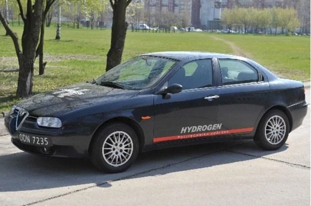 Alfa na wodór