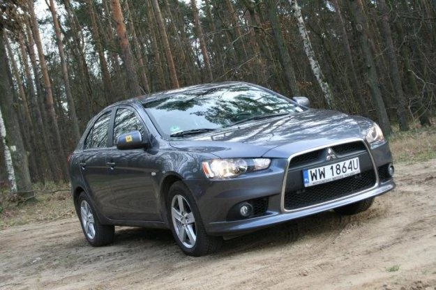 Mitsubishi lancer