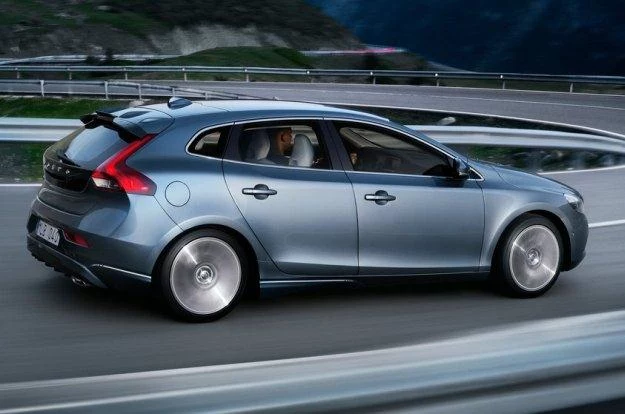 Volvo V40