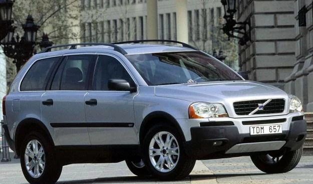 Volvo XC90 10 lat temu...