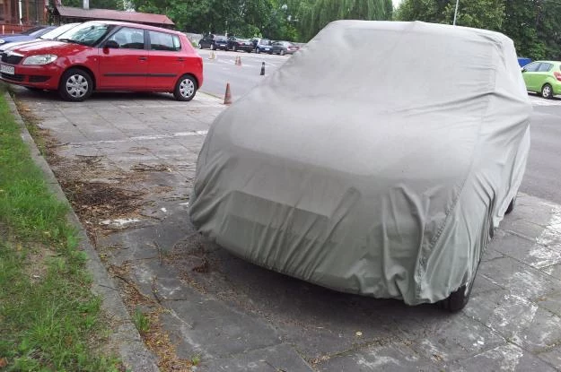 Auto, które stoi też się psuje