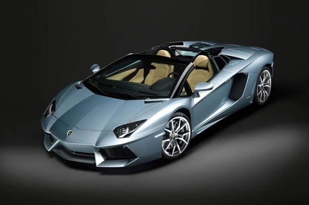 Lamborghini Aventador LP4-700 Roadster