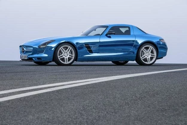 Elektryczny Mercedes SLS AMG