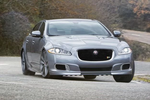 Jaguar XJR