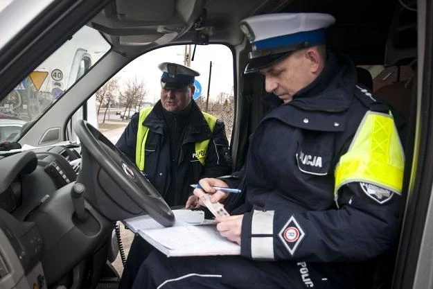 Brak prawa jazdy może oznaczać kłopoty na drodze / Fot: Tymon Markowski