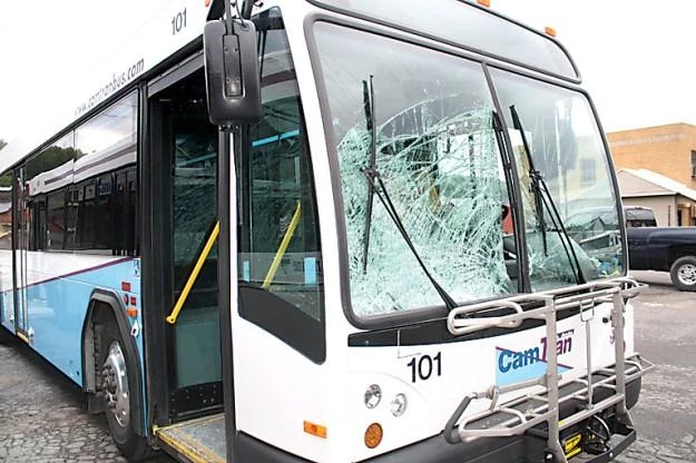 Autobus po zdarzeniu / Fot: Tribune Democrat