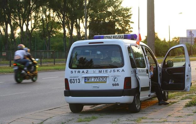 Co wolno straży? Np. tak kontrolować prędkość / Fot: Stanisław Kowalczuk