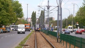 Tramwaje i autobusy objęte są specjalnymi prawami