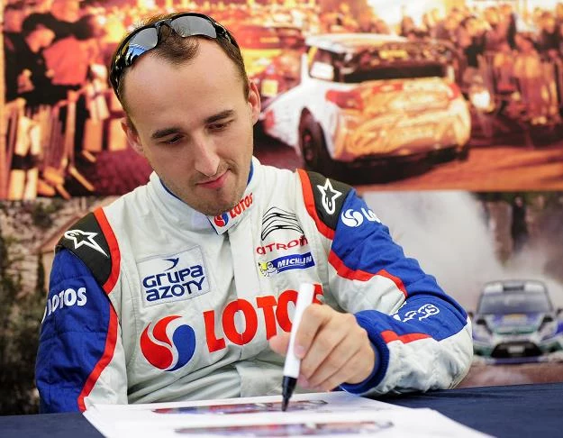 Kubica musiał przestawić się na leworęczność