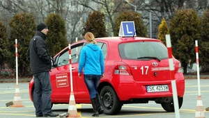 Nie zdała egzaminu, więc... zaczęła uciekać "eLką"!