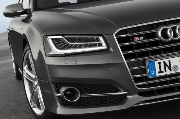 Audi S8