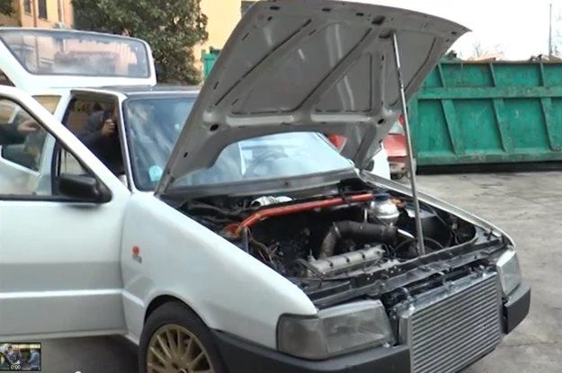 Fiat Uno zajęty przez włoską policję