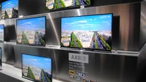 Telewizory 4K z nowej serii AX800 charakteryzujące się odświeżonym designem