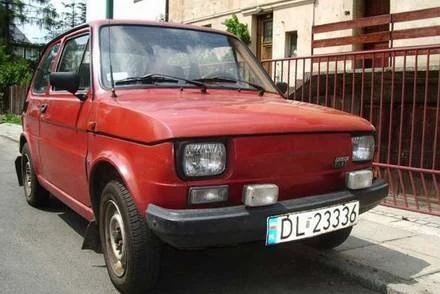 3. Fiat 126p - skradziono 577 egzemplarzy