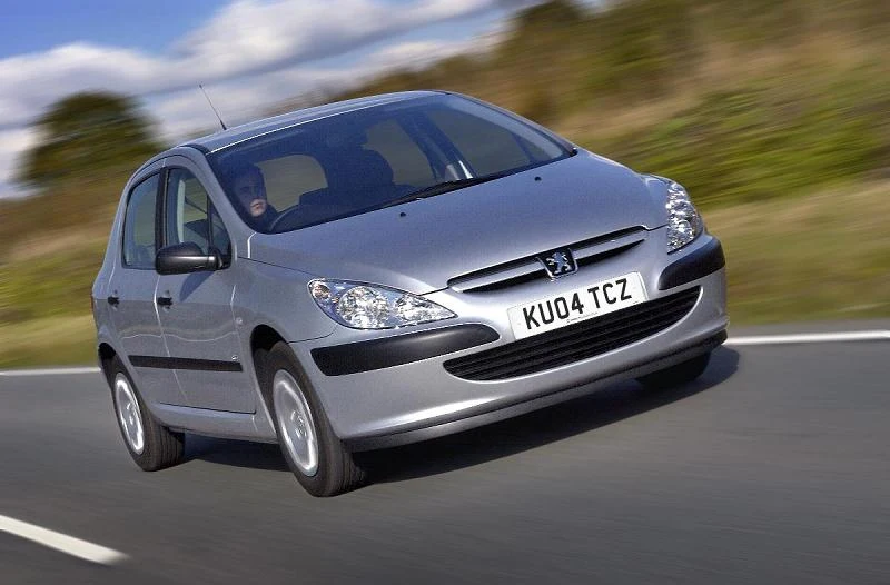 Peugeot 307 - COTY 2002 Peugeot 307 - COTY 2002